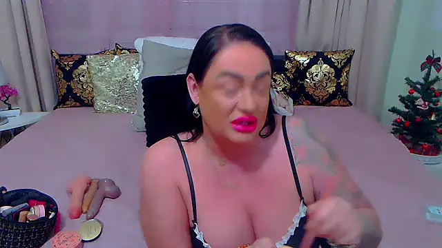 BustyVicky online show from 12.25.24