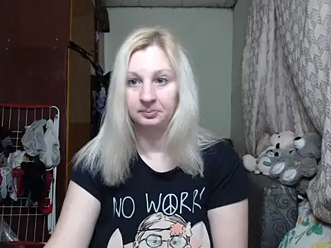 BustyBlond online show from 02.11.25