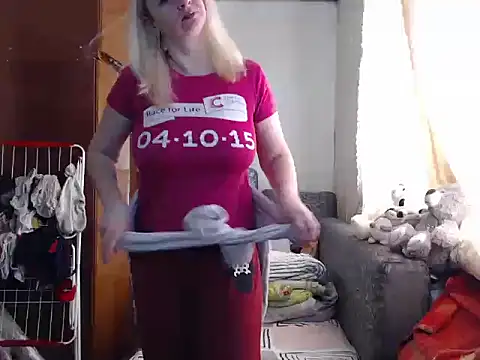 BustyBlond online show from 02.12.25