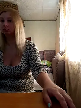 BustyBlond online show from 09.25.25