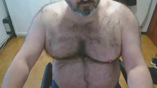 mikeyhotbear online show from 11.24.25