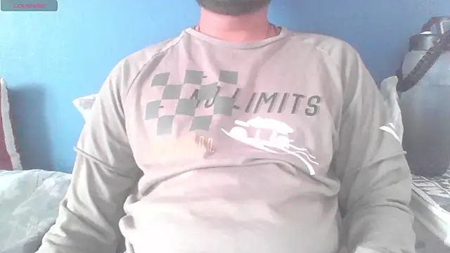 Snapshot of Elixire1 chatting on 12.15.24 Elixire1 online show from 12.15.24