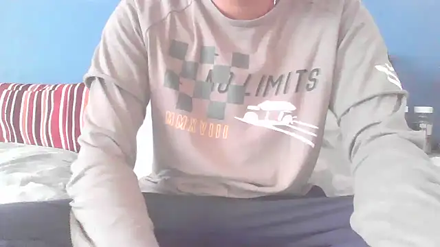 Snapshot of Elixire1 chatting on 03.02.25 Elixire1 online show from 03.02.25