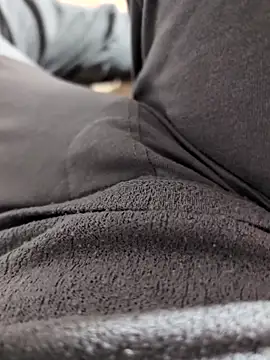 Snapshot of Elixire1 chatting on 11.03.25 Elixire1 online show from 11.03.25