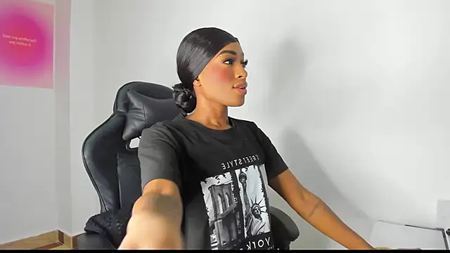 Emattaylor online show from 02.08.25