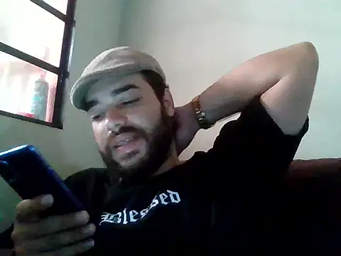 Snapshot of Magno_ATV chatting on 01.09.25 Magno ATV online show from 01.09.25