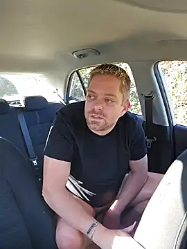 Trucker Hunter online show from 02.19.25