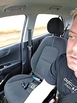 Trucker Hunter online show from 03.11.25