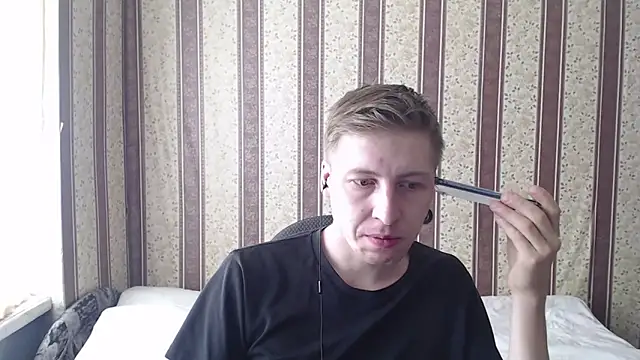 darienlarge online show from 03.11.25