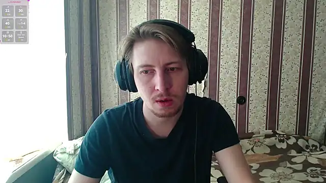 darienlarge online show from 10.17.25