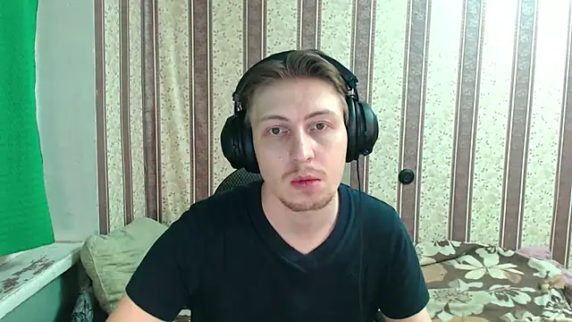 darienlarge online show from 11.05.25