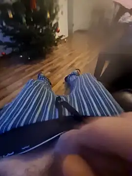 Snapshot of Zauberstab8 chatting on 01.01.25 Zauberstab8 online show from 01.01.25