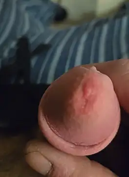 Snapshot of Zauberstab8 chatting on 10.18.25 Zauberstab8 online show from 10.18.25