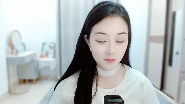 Snapshot of Angel-C chatting on 02.14.25 Angel-C online show from 02.14.25