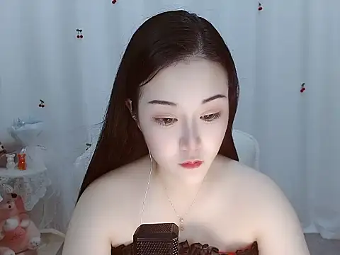 Snapshot of Angel-C chatting on 09.14.25 Angel-C online show from 09.14.25
