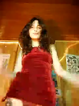 Snapshot of _Laary chatting on 12.23.24  Laary online show from 12.23.24