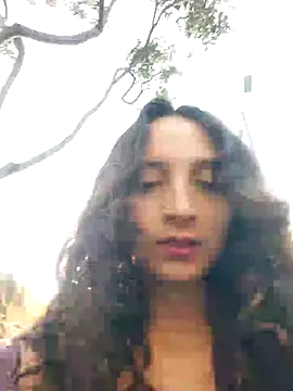 Snapshot of _Laary chatting on 02.08.25  Laary online show from 02.08.25