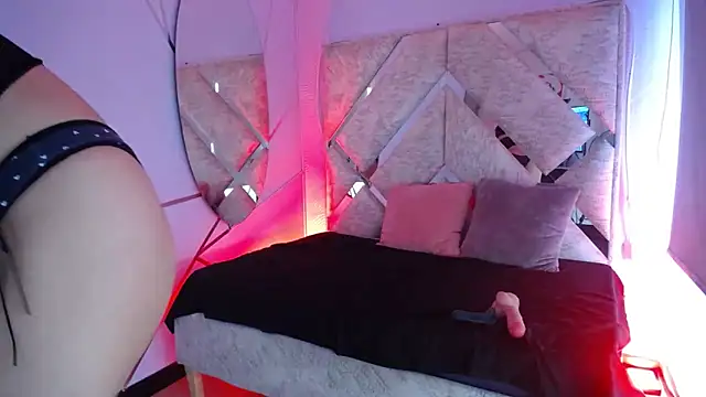 Dalia D online show from 12.04.24