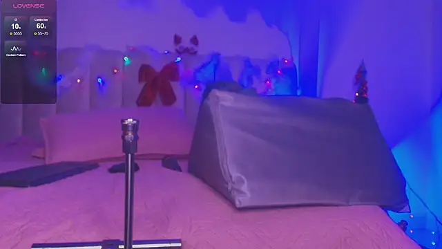 britanyy  online show from 12.04.25