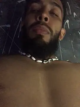 Snapshot of Alessandro__Rossi chatting on 12.15.24 Alessandro  Rossi online show from 12.15.24