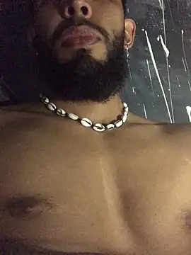 Snapshot of Alessandro__Rossi chatting on 12.15.24 Alessandro  Rossi online show from 12.15.24