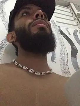 Snapshot of Alessandro__Rossi chatting on 12.24.24 Alessandro  Rossi online show from 12.24.24