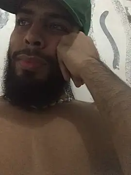 Snapshot of Alessandro__Rossi chatting on 12.29.24 Alessandro  Rossi online show from 12.29.24