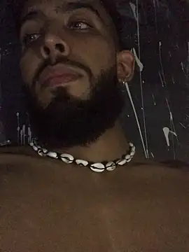 Snapshot of Alessandro__Rossi chatting on 02.25.25 Alessandro  Rossi online show from 02.25.25