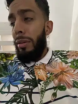 Snapshot of Alessandro__Rossi chatting on 09.29.25 Alessandro  Rossi online show from 09.29.25