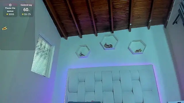 shanakendall online show from 11.18.25