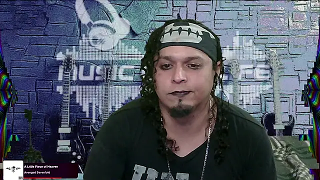 Snapshot of chino_roz chatting on 01.29.25 chino roz online show from 01.29.25