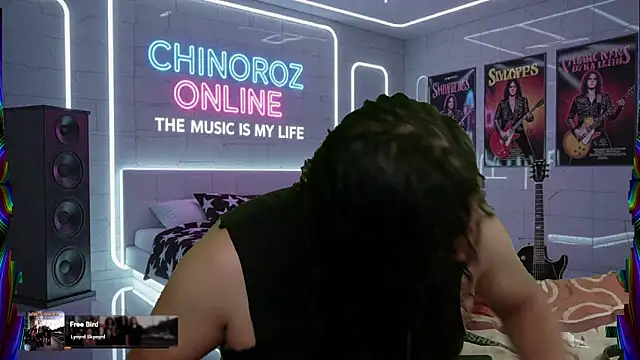Snapshot of chino_roz chatting on 09.20.25 chino roz online show from 09.20.25