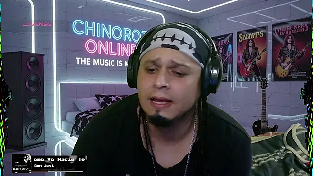 Snapshot of chino_roz chatting on 10.12.25 chino roz online show from 10.12.25