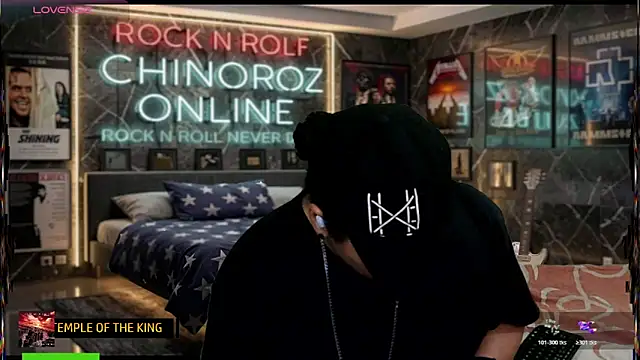 Snapshot of chino_roz chatting on 06.04.26 chino roz online show from 06.04.26