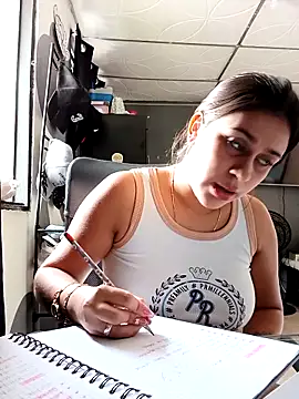 Latina sexy1 online show from 02.22.26