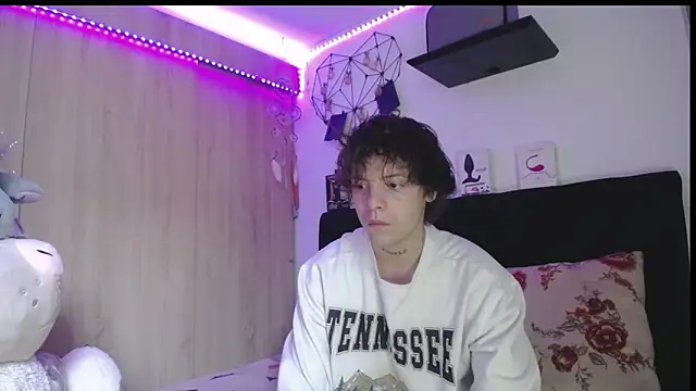 Santiago kiler online show from 03.30.26