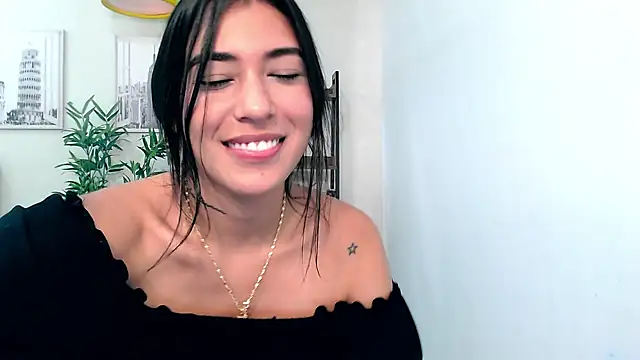 Sassy--Girl online show from 02.04.25