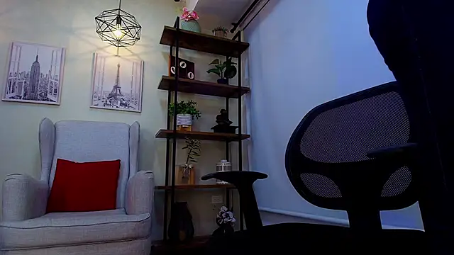 Sassy--Girl online show from 02.18.26