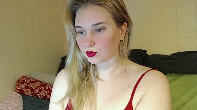 mmmPinUpGirl online show from 10.18.25