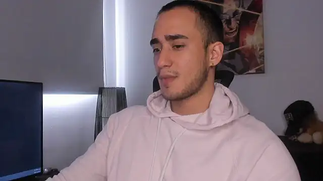 Snapshot of AlexRivera6 chatting on 12.29.24 AlexRivera6 online show from 12.29.24