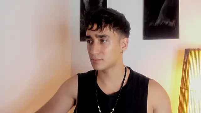 Snapshot of AlexRivera6 chatting on 10.04.25 AlexRivera6 online show from 10.04.25