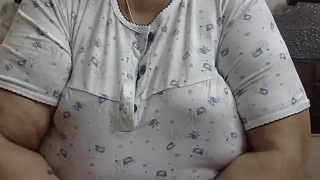 Snapshot of Kavya_XX chatting on 04.30.26 Kavya XX online show from 04.30.26