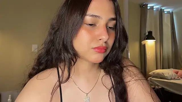 xSelena online show from 02.22.26