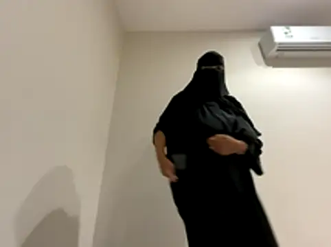 Submissive Arab online show from 11.09.25