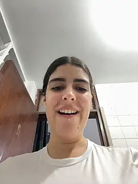 Snapshot of _Niah_ chatting on 11.15.25 Niah online show from 11.15.25