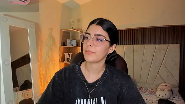 Snapshot of _Niah_ chatting on 01.13.26 Niah online show from 01.13.26