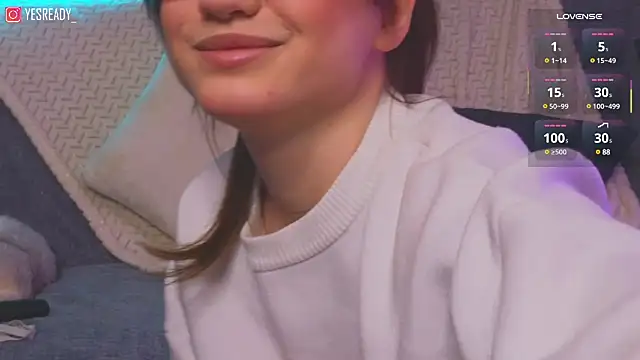 Eva Doo online show from 03.04.25