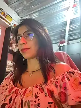 kateeen18 online show from 12.18.25