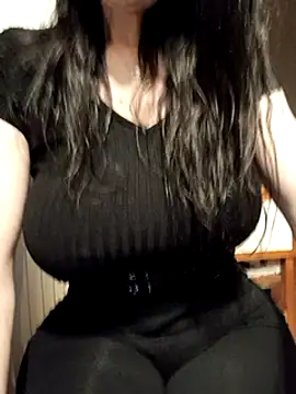 Snapshot of eva750 chatting on 03.18.25 eva750 online show from 03.18.25