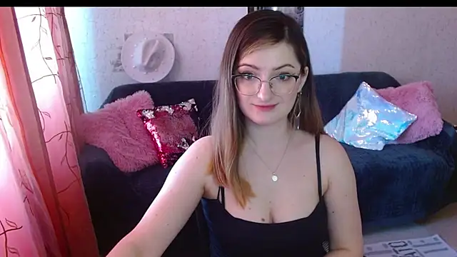 Snapshot of Arielsssplash chatting on 06.18.26 Arielsssplash online show from 06.18.26